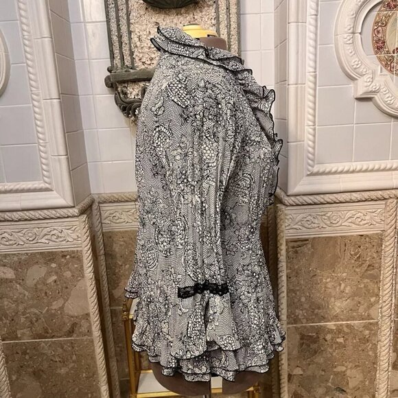 Notations. Size Large. Chiffon Blouse. Lace Inserts. Ruffled. Peplum. B81 - Picture 3 of 7